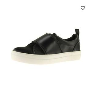 STEVE MADDEN Slip-on Sneaker